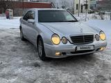 Mercedes-Benz E 260 2000 года за 2 700 000 тг. в Караганда – фото 3