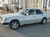 Mercedes-Benz E 200 1992 года за 1 500 000 тг. в Кызылорда – фото 5