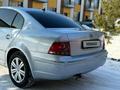 Volkswagen Passat 2006 годаfor2 800 000 тг. в Караганда – фото 8