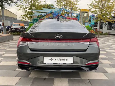 Hyundai Elantra 2022 года за 9 900 000 тг. в Алматы – фото 6