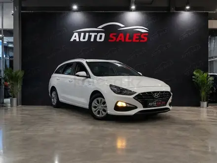 Hyundai i30 2023 года за 8 100 000 тг. в Алматы – фото 2