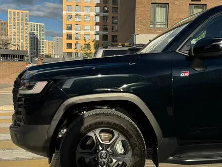 Toyota Land Cruiser 2023 года за 56 000 000 тг. в Астана – фото 4