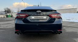 Toyota Camry 2019 годаfor13 900 000 тг. в Алматы – фото 5