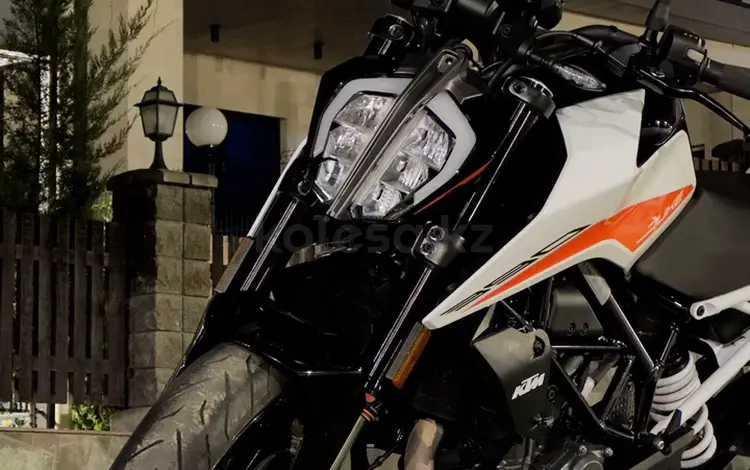 KTM  390 Duke 2023 года за 2 850 000 тг. в Алматы