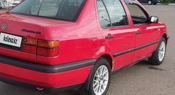 Volkswagen Vento 1992 года за 1 200 000 тг. в Караганда – фото 4