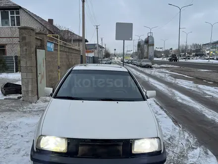 Volkswagen Vento 1993 года за 1 200 000 тг. в Астана – фото 5