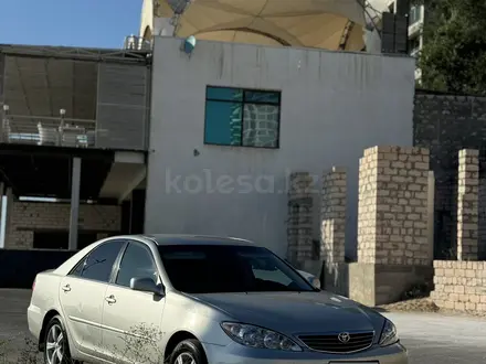 Toyota Camry 2003 года за 3 800 000 тг. в Актау – фото 2