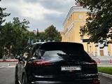 Porsche Cayenne 2015 года за 27 000 000 тг. в Алматы – фото 4