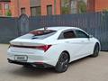 Hyundai Elantra 2023 года за 8 450 000 тг. в Уральск – фото 10