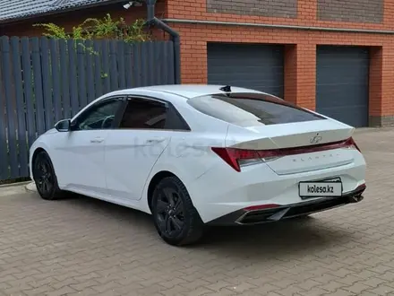 Hyundai Elantra 2023 года за 8 450 000 тг. в Уральск – фото 9