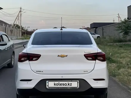Chevrolet Onix 2023 года за 5 500 000 тг. в Шымкент – фото 4