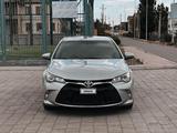 Toyota Camry 2015 года за 6 200 000 тг. в Атырау – фото 3