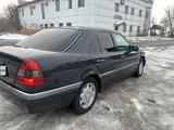 Mercedes-Benz C 200 1996 годаүшін3 600 000 тг. в Тараз – фото 3