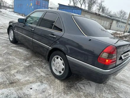 Mercedes-Benz C 200 1996 года за 3 800 000 тг. в Алматы – фото 4