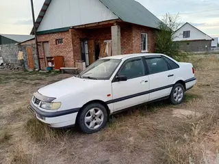 Volkswagen Passat, 1994