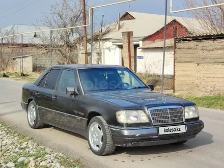 Mercedes-Benz E 300 1990 года за 1 600 000 тг. в Шымкент