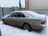 Mercedes-Benz E 280 1998 годаүшін900 000 тг. в Актобе – фото 4