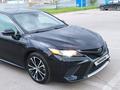 Toyota Camry 2018 года за 12 900 000 тг. в Алматы – фото 11