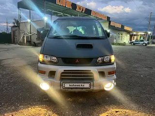 Mitsubishi Delica