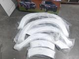 Расширитель арок банан накладка на Toyota Fortuner 04-10 за 65 000 тг. в Астана