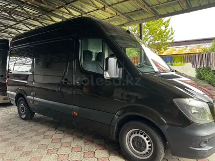 Mercedes-Benz Sprinter 2018 года за 16 000 000 тг. в Алматы – фото 3