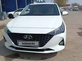 Hyundai Accent 2021 года за 7 600 000 тг. в Алматы – фото 2