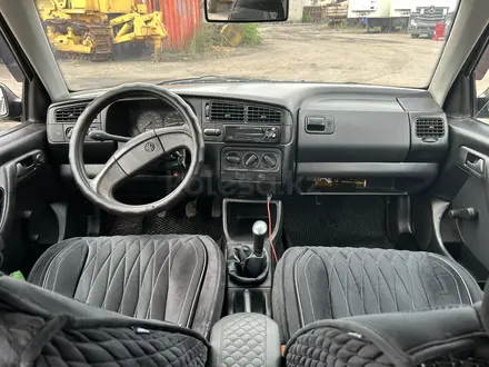 Volkswagen Golf 1993 года за 800 000 тг. в Караганда – фото 17