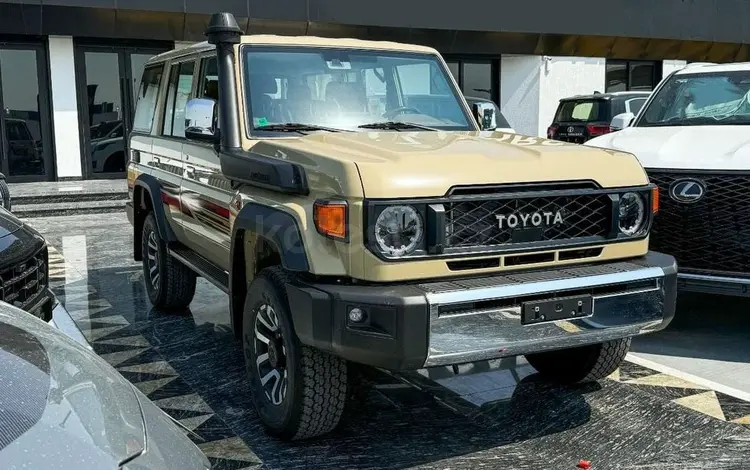 Toyota Land Cruiser Luxe 2025 года за 42 900 000 тг. в Алматы