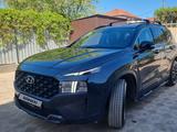 Hyundai Santa Fe 2022 года за 14 000 000 тг. в Жезказган – фото 2