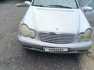 Mercedes-Benz C-Class, 2001