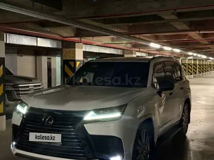 Lexus LX 600 2023 года за 73 000 000 тг. в Актау – фото 16