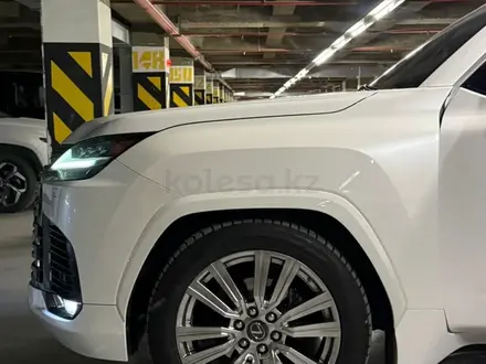 Lexus LX 600 2023 года за 73 000 000 тг. в Актау – фото 2