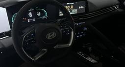 Hyundai Elantra 2023 года за 9 480 000 тг. в Алматы – фото 4