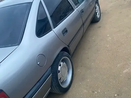 Opel Vectra 1993 года за 700 000 тг. в Актау – фото 3