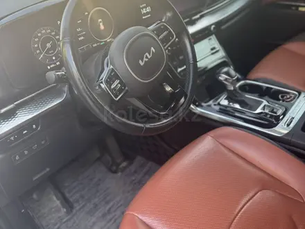 Kia Carnival 2022 года за 17 500 000 тг. в Алматы – фото 14