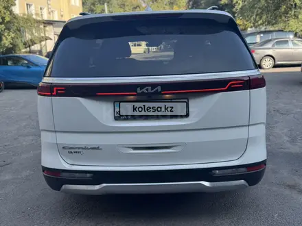Kia Carnival 2022 года за 17 500 000 тг. в Алматы – фото 5