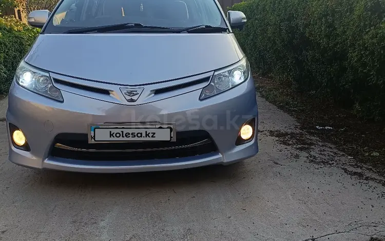 Toyota Estima 2010 года за 7 500 000 тг. в Алматы
