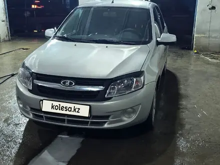 ВАЗ (Lada) Granta 2190 2013 года за 2 350 000 тг. в Шардара