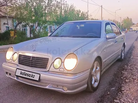 Mercedes-Benz E 240 1998 года за 3 500 000 тг. в Туркестан – фото 2