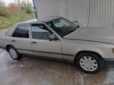 Mercedes-Benz E 230 1988 года за 800 000 тг. в Алматы