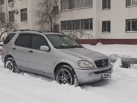 Mercedes-Benz ML 320 2002 года за 5 500 000 тг. в Астана – фото 2