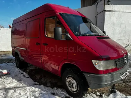 Mercedes-Benz Sprinter 2000 года за 5 000 000 тг. в Конаев (Капшагай)