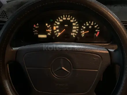 Mercedes-Benz C 200 1994 года за 2 000 000 тг. в Астана – фото 11