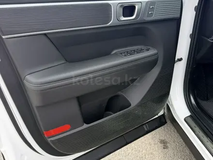 Hyundai Santa Fe 2024 года за 21 000 000 тг. в Семей – фото 22
