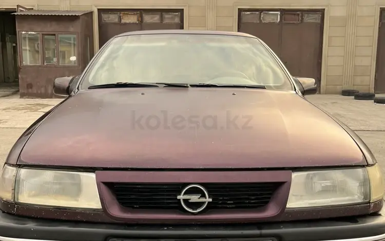 Opel Vectra 1994 годаfor850 000 тг. в Актау