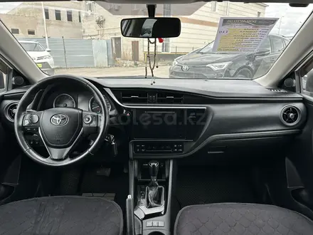 Toyota Corolla 2018 года за 9 300 000 тг. в Актобе – фото 21