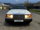 Mercedes-Benz E 300 1987 годаfor1 099 990 тг. в Алматы – фото 2