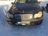 Mercedes-Benz C 200 2001 года за 2 750 000 тг. в Риддер