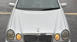 Mercedes-Benz E 320 1999 года за 3 400 000 тг. в Караганда