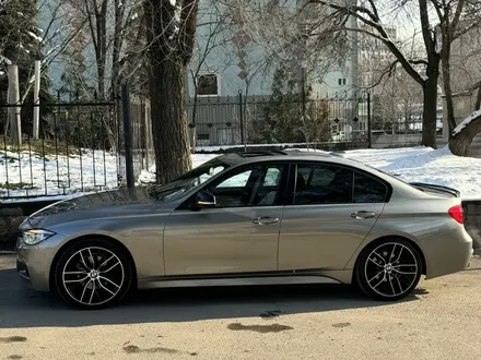 BMW 330 2018 года за 15 500 000 тг. в Алматы – фото 7